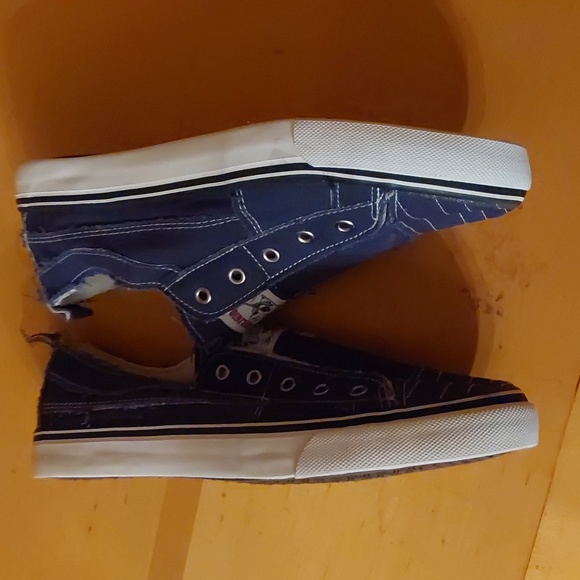 TRUE RELIGION BRODHI SNEAKER LACELESS SLIP ON SNEAKERS SIZE 10 - Picture 2 of 6